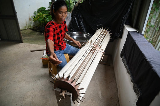 Unraveling her skein of knowledge and skill